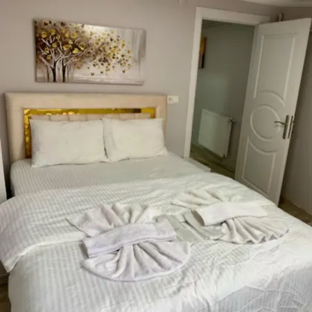 Apartment Azad
